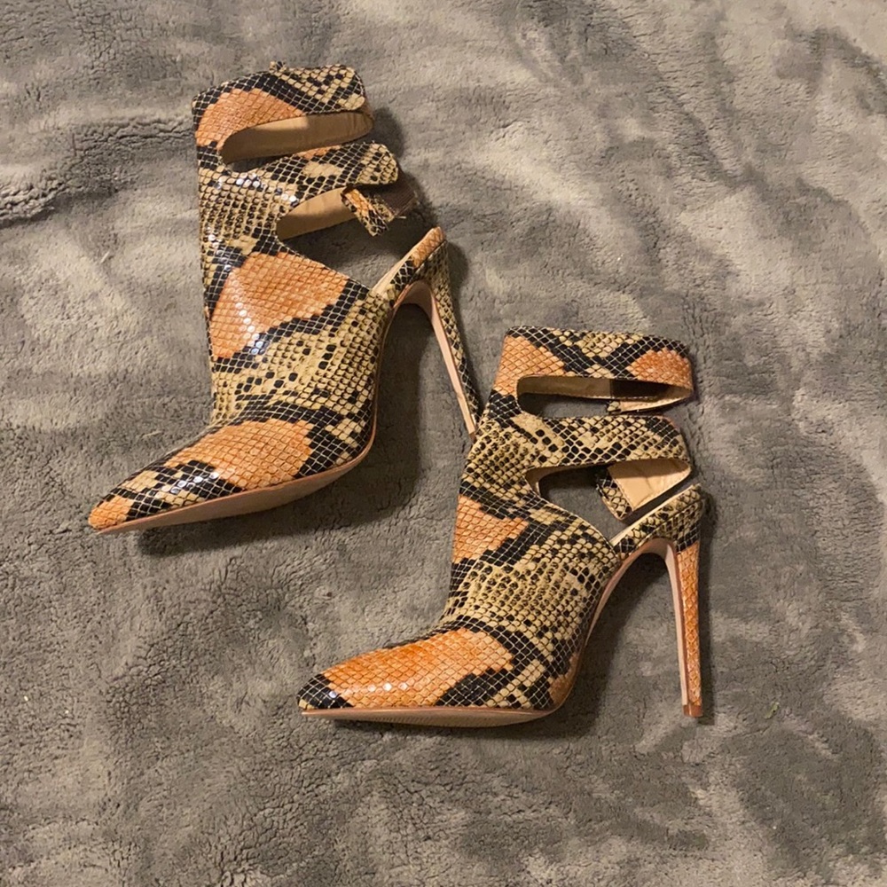Nasty Gal snakeskin print pumps